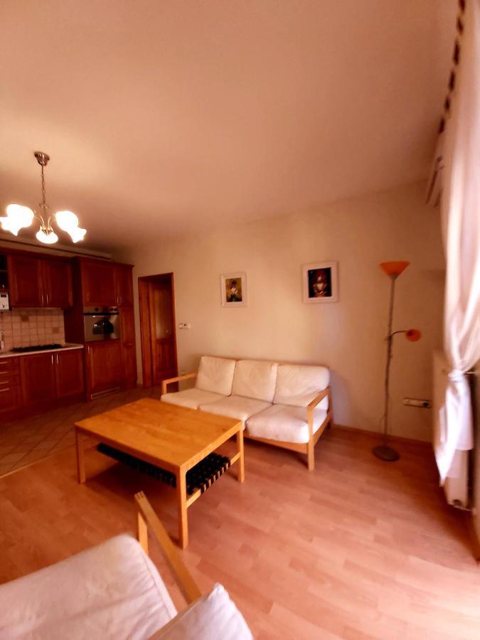Katakunyho Appartement Keszthely Buitenkant foto