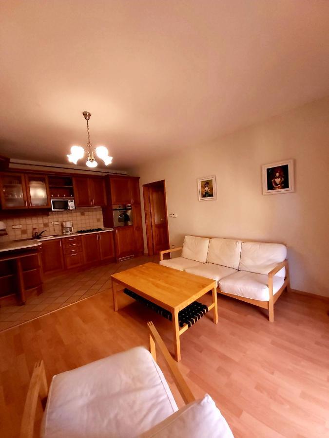 Katakunyho Appartement Keszthely Buitenkant foto
