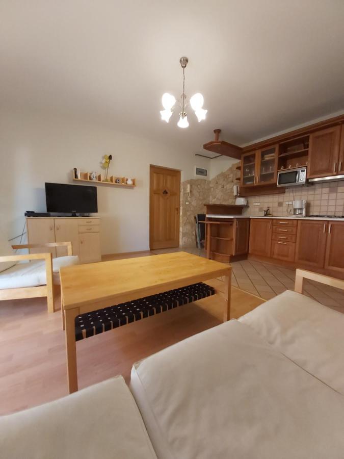 Katakunyho Appartement Keszthely Buitenkant foto